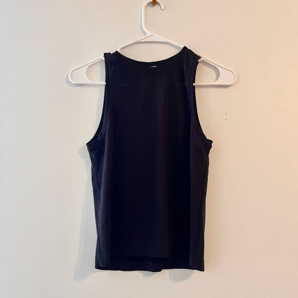 Lululemon Women's Muscle Tank with perforated sides | Sz 2 - Picture 1 of 3